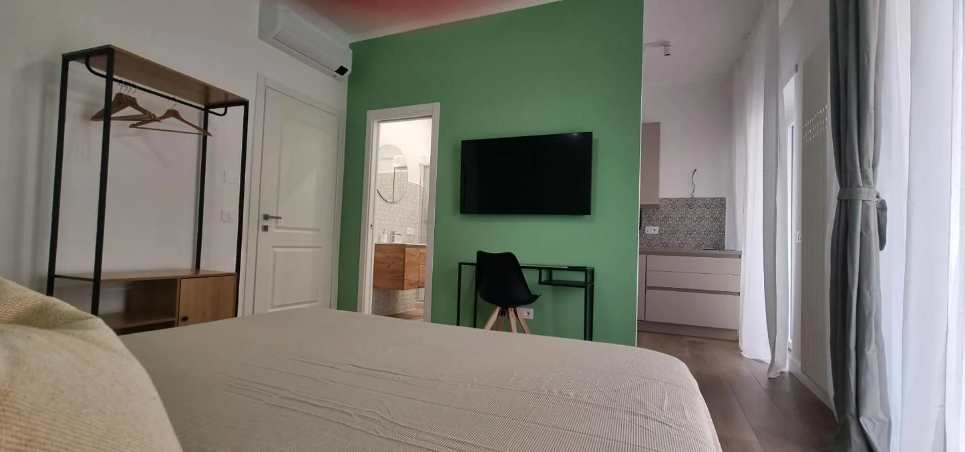 Rome Park Apartment